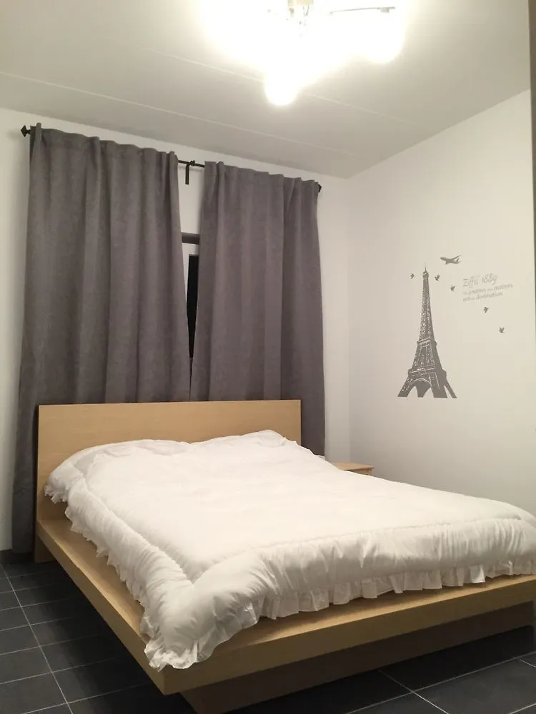 Incheon Airport Happy Place Guesthouse